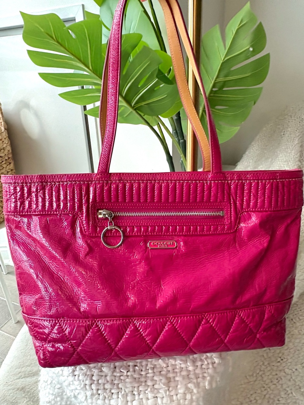 Authentic Coach Poppy Daisy 18674 Hot Pink Liquid Gloss Patent Leather Tote Y2K